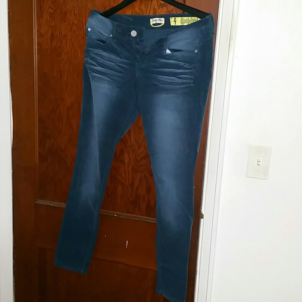 Indigo Rein Skinny Pants, size 9 US